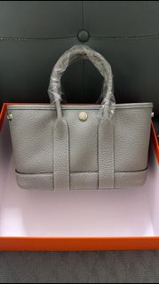（分類：）位於 。 由 Ko.shop 提交（商品編號 1450185191，圖片 1）。簡介： 。