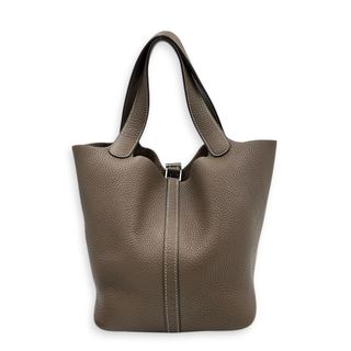 (Category: ) located in . Submitted by carousellluxury (Listing ID 1450238051, Image 1). Description: .