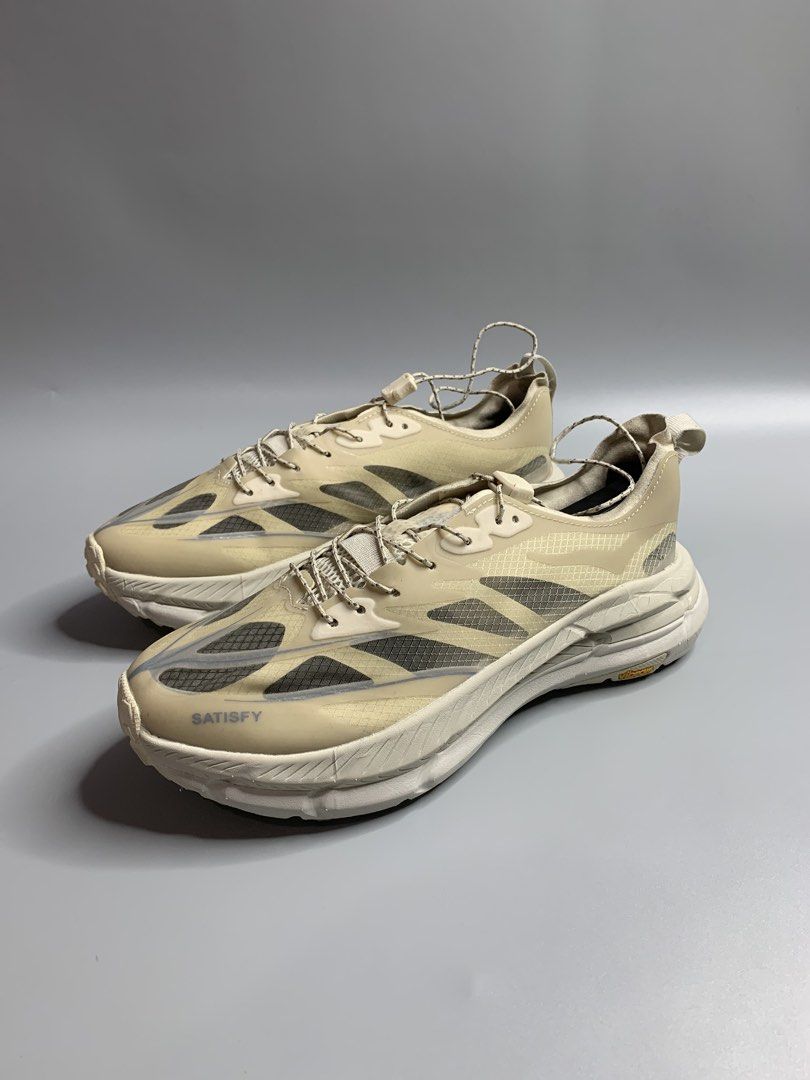 Hoka One x Satisfy Mafate 4 (Category: Sneakers) located in Binan City. Submitted by hybrid_archival_theory (Listing ID 1450142874, Image 2). Description: Hoka One x Satisfy Mafate Speed 4 Lite Running Shoes Unisex Size- US 6 mens/US 7 womens /38 In Good Condition • No Inclusions • Pair Only Please Check Detailed Photos Posted For Your Reference Thankyou!!! •Hoka One One x Satisfy Mafate Speed 4 Lite sneakers in the "Bone" or "Truffle Salt" color