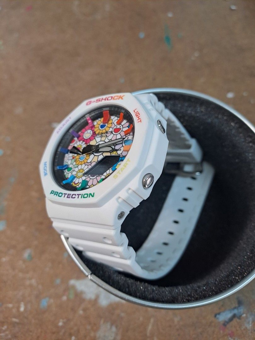HUBSTORE 卡西歐 村上隆花CASIO G-SHOCK G SHOCK GSHOCK 八角行針 皇家橡樹 農家橡樹 Casioak GA2110 GA2110SU GA-2110 GA-2110SU GA-2110SU-3 GA-2110SU-3A 白彩色 200米防水 有現貨 （分類：手錶）位於 Hong Kong。 由 gulooo 提交（商品編號 1450228892，圖片 3）。簡介： 🔷 實物拍攝 史上最平😍 🔷 提供一年日本原廠保用 十日有壞包換！ 🔷 大量款式 選擇繁多 可按要求客製不同款式 歡迎來圖查詢 ☎ 如有查詢可📞 致電或📲 Whats App +852 90270677 📲 Signal +852 90270677 🔷 過千好評 信心保證🙌🏻 絕無造假❗ 🔷 貨倉內有大量現貨 最快即日最遲一星期起貨✍️ 🔷 歡迎面交檢查貨品 確保任何細節都沒有瑕疵 🔷 手錶均可以選擇經典針扣或者摺疊式蝴蝶扣⛓️ 🔷 可以地鐵沿線交收 或者 順豐寄
