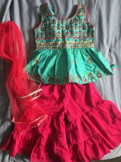 (Category: ) located in . Submitted by SanaR (Listing ID 1450185176, Image 1). Description: .