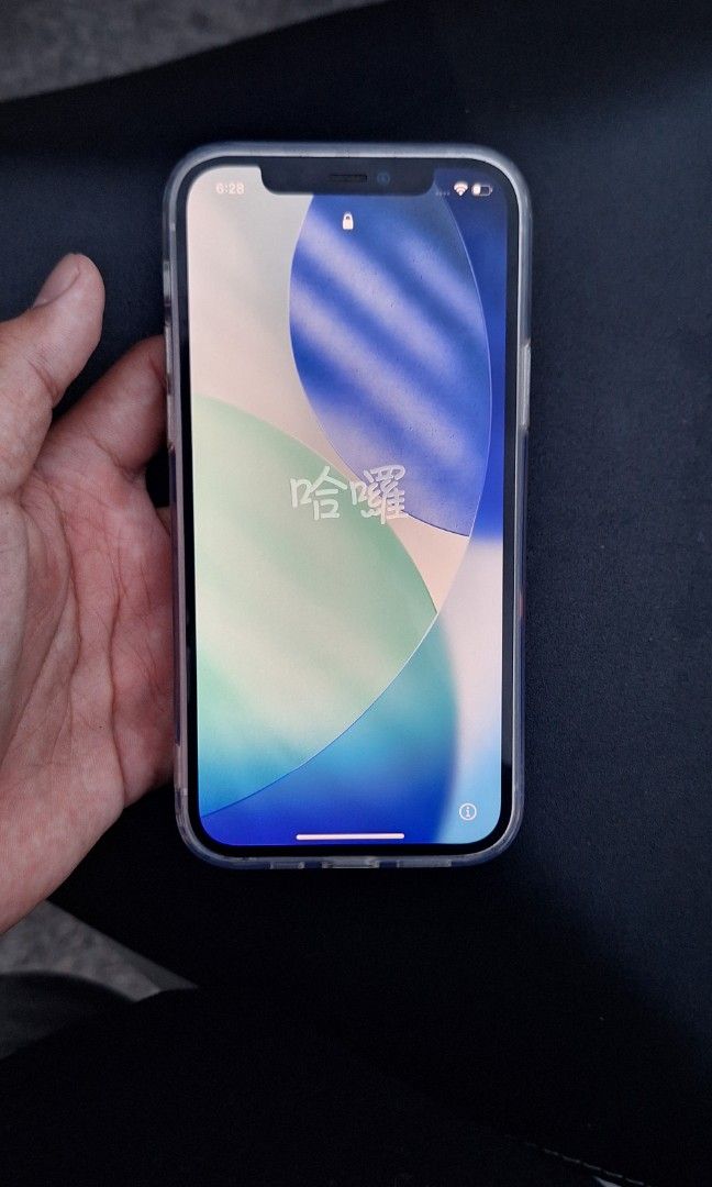 Iphone12 128GB White (Category: iPhone 12 Series) located in Manila. Submitted by hombree (Listing ID 1450258983, Image 2). Description: 128GB 100bh(replaced) all working makinis no scratches no sim restriction rfs: need funds for tuition.