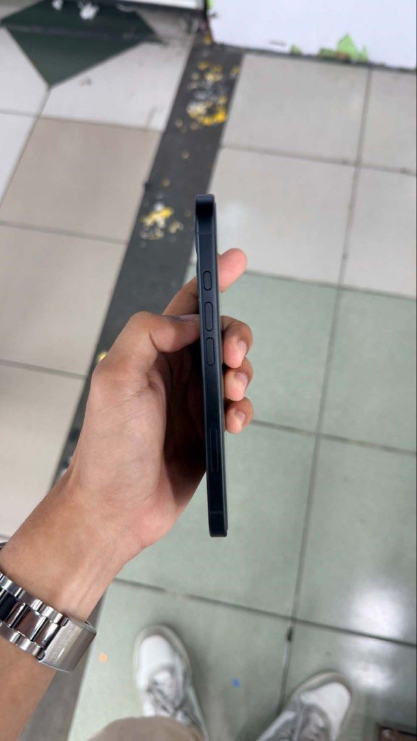 Iphone 16 128gb Good Batt Smartlocked (Category: iPhone 16 Series) located in San Juan City. Submitted by javedsgadgetshop (Listing ID 1450150503, Image 2). Description: PTPA : Padelete po if bawal ❌ Here's the QUICK INFO ➡️ iphone 16 ➡️ 128gb ➡️ black COLOR ➡️ Smartlocked ➡️ 95% MAKINIS & Good BATT ➡️ STORE WARRANTY ➡️ WITH Case and charger - serial can be check on apple website |Money back if its proven fake ( for iphone only ) ‼️ 🤝 We accept 