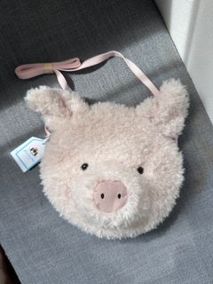 (Category: ) located in . Submitted by jcfunshop (Listing ID 1450155519, Image 1). Description: .