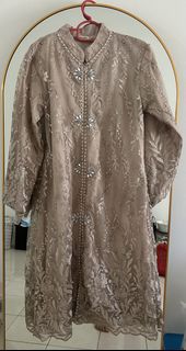 (Category: ) located in . Submitted by aisya.prelovedstore (Listing ID 1450142943, Image 1). Description: .