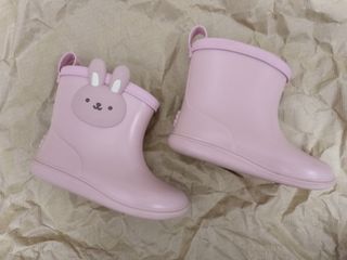 (Category: ) located in . Submitted by trendy99sg (Listing ID 1450257720, Image 1). Description: .