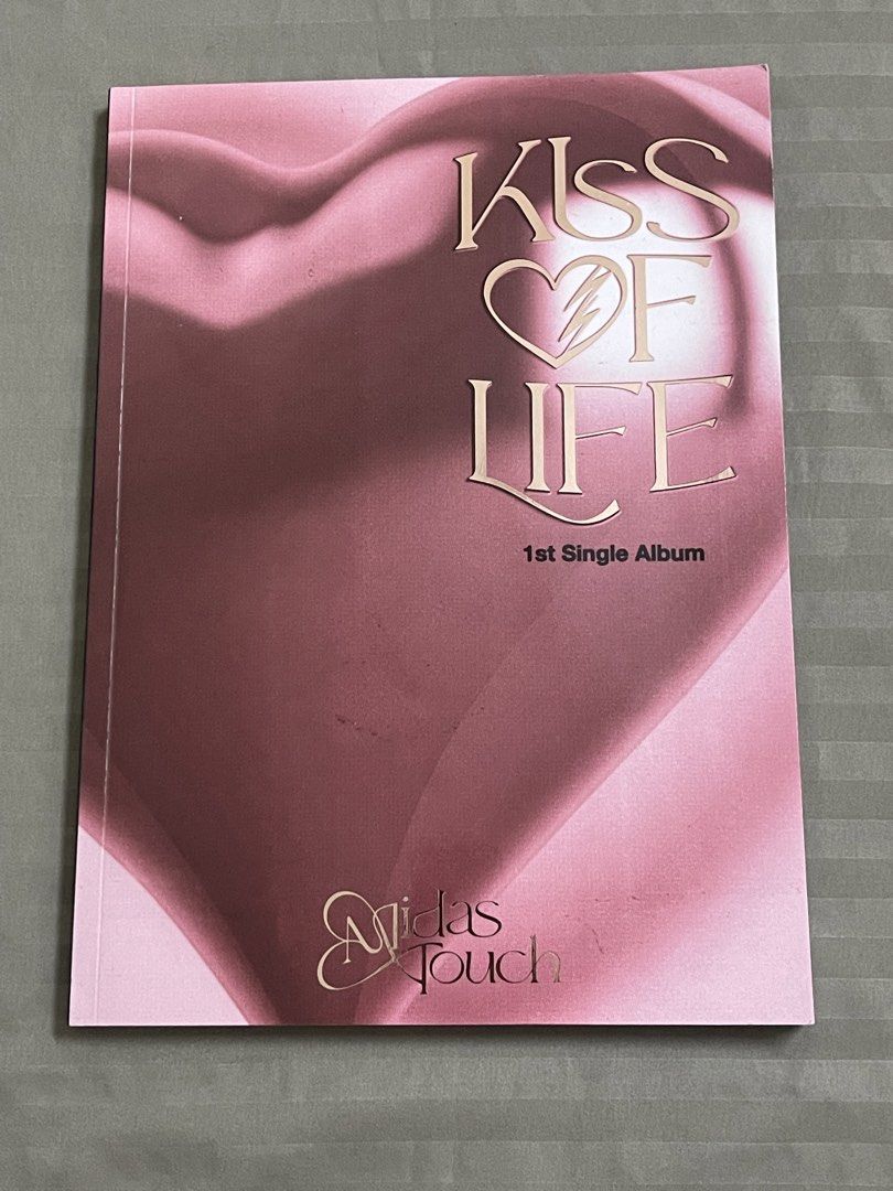 KISS OF LIFE/KIOF [MIDAS TOUCH]UNSEALED ALBUM KPOP ALBUM GIRL GROUP ALBUM (Category: CDs & DVDs) located in Pontian. Submitted by moneymylover (Listing ID 1450285055, Image 1). Description: Unsealed album = Opened album * On hand * NO Photocard * Unsealed album MAY have defect * Inclusion or any problem can pm me * Wm Rm8.50 / Em need check postcode 💁 More albums available on my page, you can use the search box to find your interests .