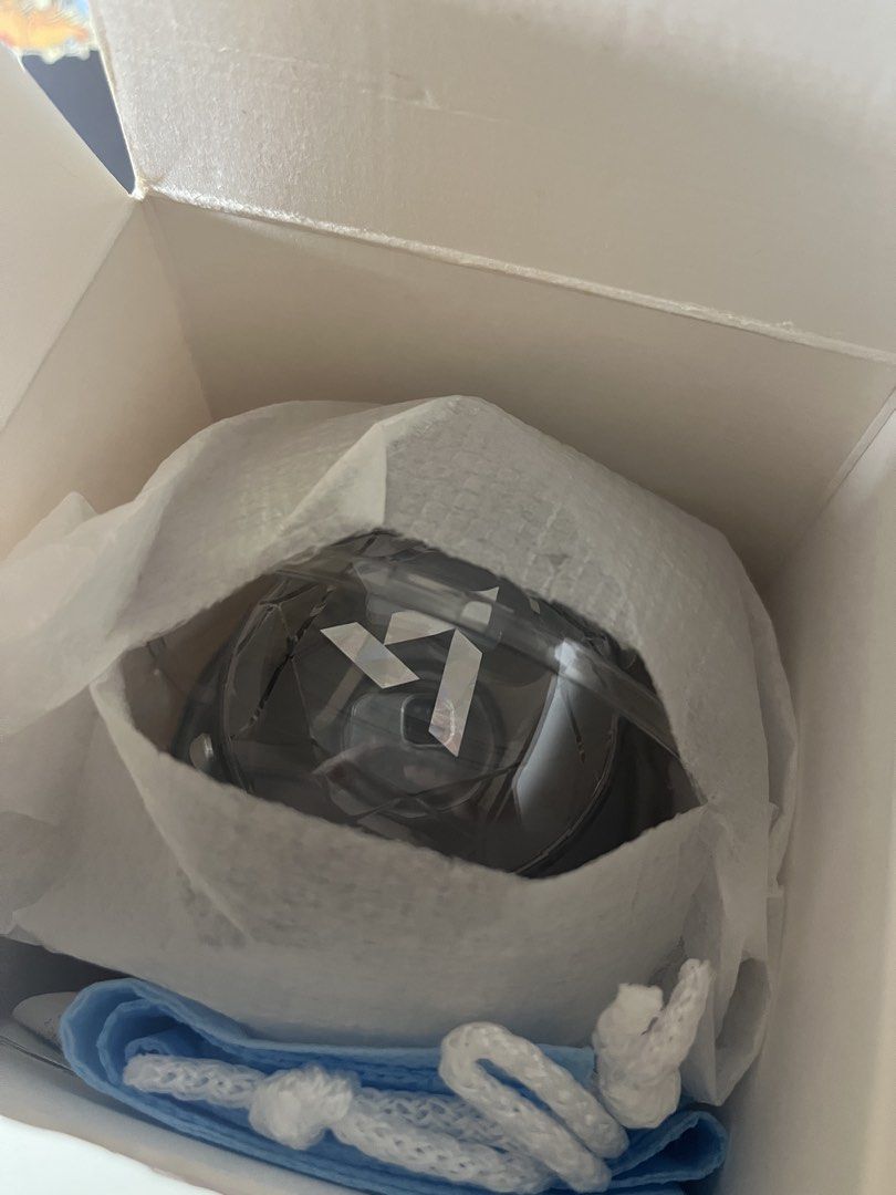 SEVENTEEN Lightstick Version 3 Original (Category: K-Wave Merchandise) located in Butuan. Submitted by elly_zzz (Listing ID 1450207241, Image 2). Description: Read Description 🛒❕ - Pristine condition - Never used - No functional issues - Complete inclusion + free AAA Batteries - originally bought from kpop merch on 🍊app in 2024 for 3k+ RFS: di nagamit slightly negotiable MOP: GOTyme/GCash/Cash (meet ups only) MOD: JNT/LBC (buyer shoulders fee) 