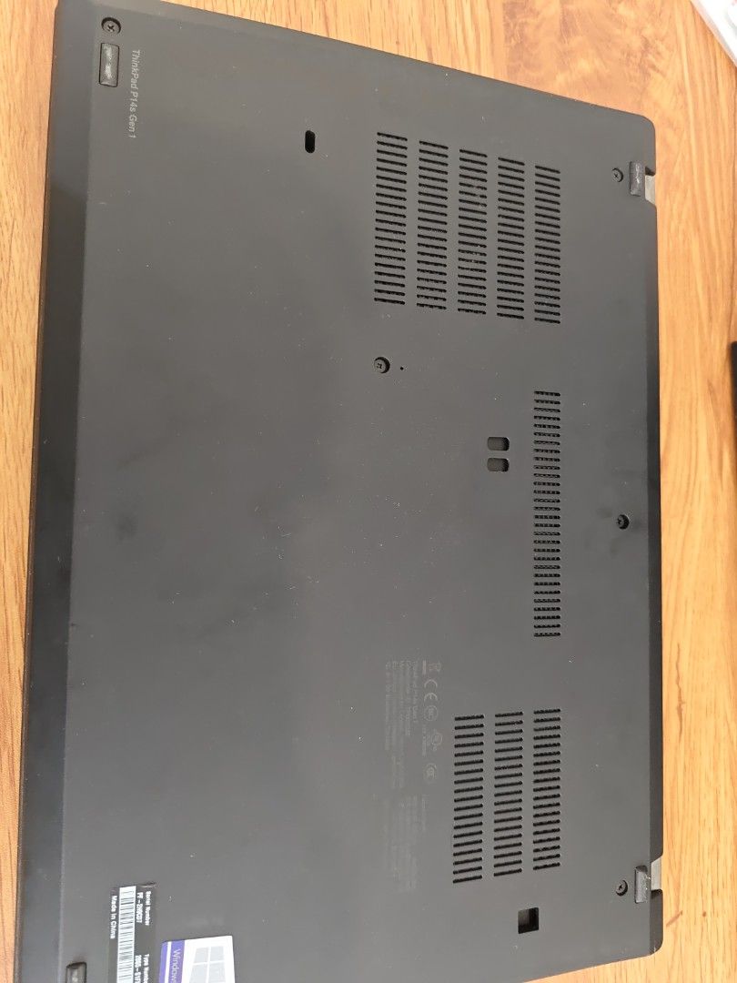 Lenovo Thinkpad p14s gen 1512030477229107201
