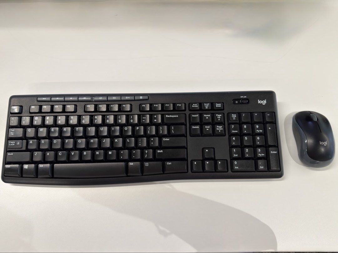 Logitech MK270 Wireless Keyboard and Mouse Combo511898688495953921