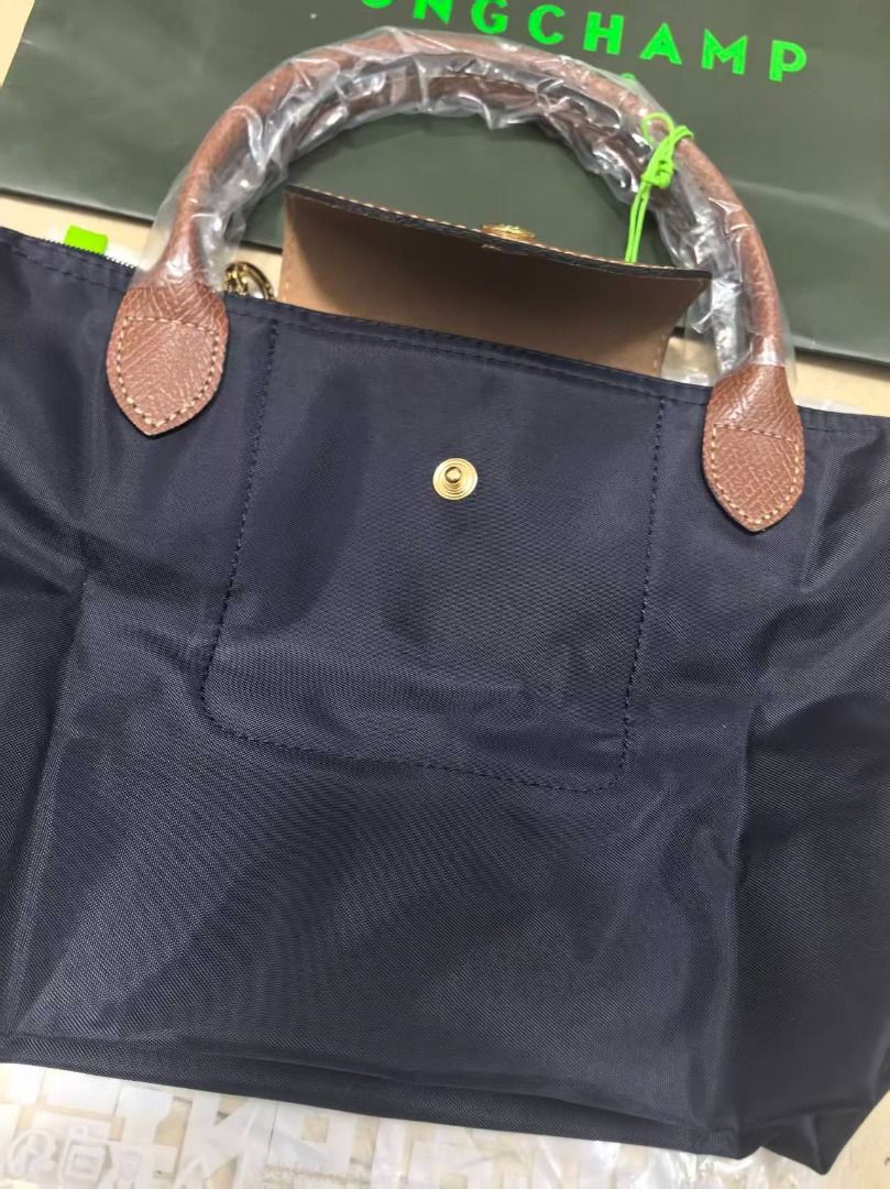 longchamp 背囊 （分類：手袋及銀包）位於 Hong Kong。 由 rtew23rw3o62719 提交（商品編號 1450223403，圖片 3）。簡介： 。