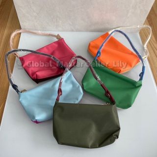 (Category: ) located in . Submitted by fashion.luxe (Listing ID 1450302068, Image 1). Description: .