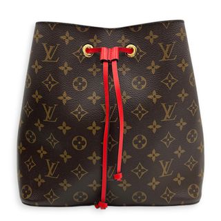 (Category: ) located in . Submitted by carousellluxury (Listing ID 1450231225, Image 1). Description: .
