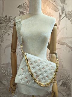 （分類：）位於 。 由 shinylux 提交（商品編號 1450271167，圖片 1）。簡介： 。