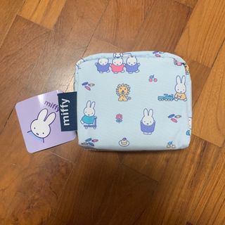 (Category: ) located in . Submitted by haven_boutique (Listing ID 1450288681, Image 1). Description: .
