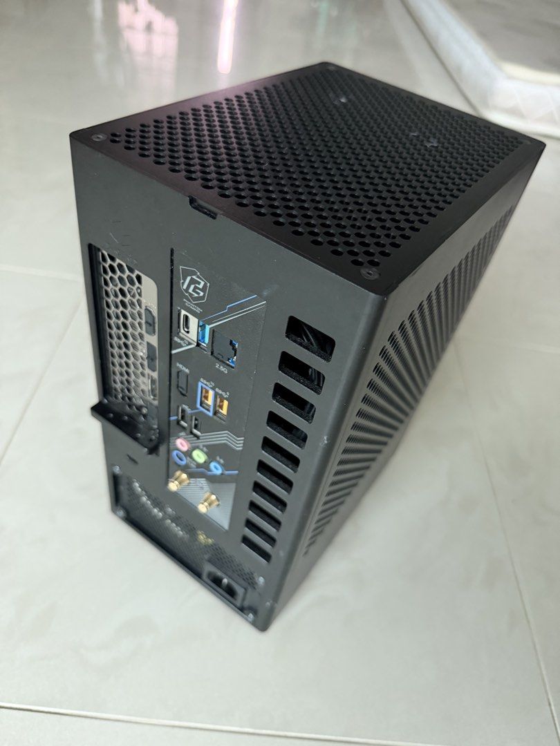 Mini Black Desktop Computer511714166938675202