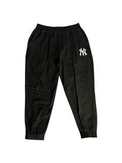 (Category: ) located in . Submitted by seria_thrifting_apparel (Listing ID 1450181962, Image 1). Description: .