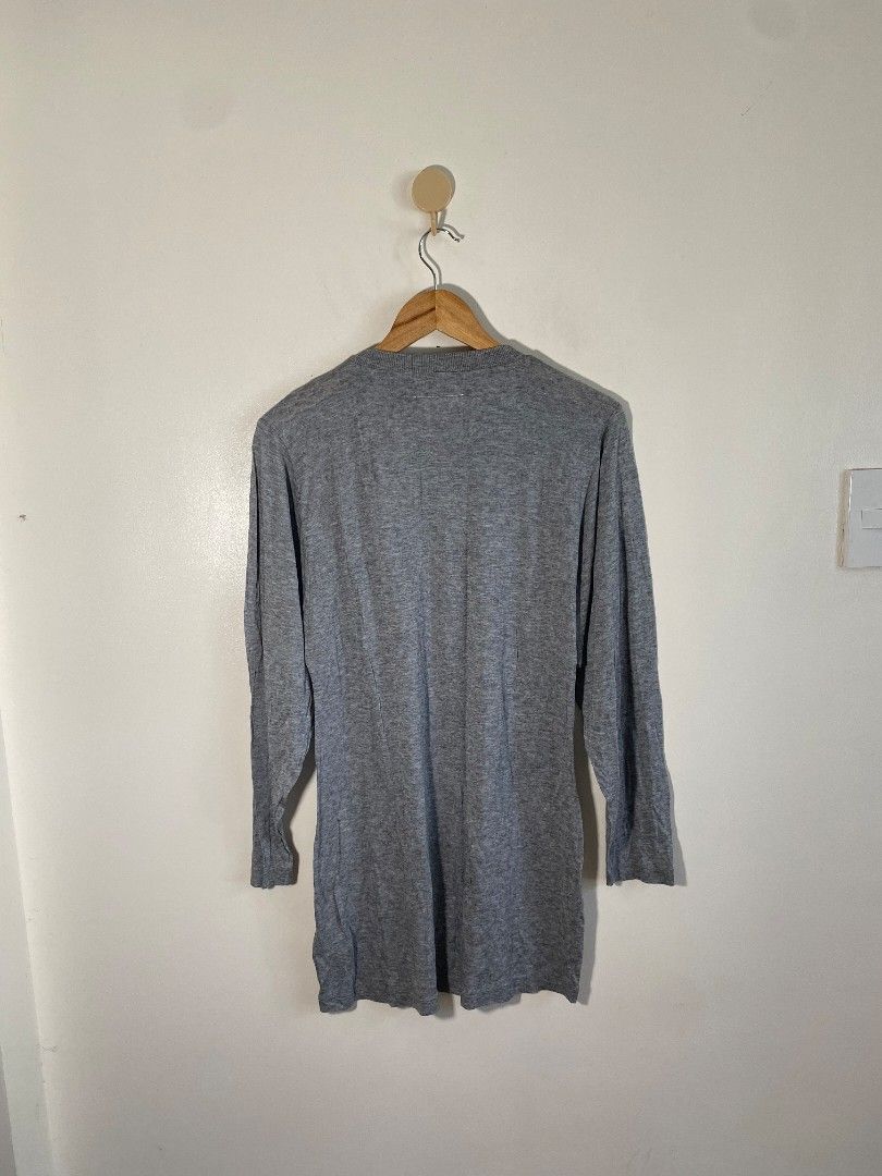 MM6 Cut and Sew Shirt (Category: Others Tops) located in Abucay. Submitted by jamesnike21 (Listing ID 1450232751, Image 3). Description: 📌Maison Margiela Cut and Sew Shirt Dress 📌excellent condition 📌size med on tag 📌width 18' 📌length 32' 📌Slightly wrinkled due to storage 👍 📌The color of the product may differ from actual color depending on the type, condition of the display, surrounding light and other factors. 👍 📌For negotiations, sen