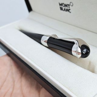 (Category: ) located in . Submitted by anotherwatchstore (Listing ID 1450276960, Image 1). Description: .