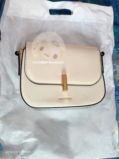 (Kategori: ) berada di . Dikirim oleh blovebluies (ID iklan 1450145557, Gambar 1). Deskripsi: .
