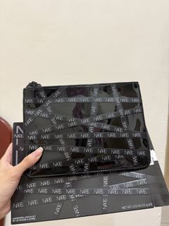 由 vanessa_603 (刊登 ID 1450241811，圖片 1) 提交，位於 的 (類別：)，說明：。