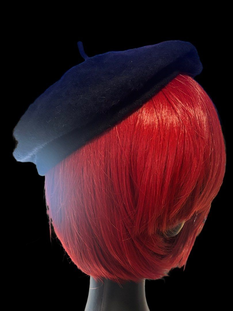Navy Blue Wool Beret Hat (Category: Hats & Beanies) located in Rizal. Submitted by itzpheebs (Listing ID 1450217411, Image 2). Description: - Classic navy blue beret - Made of warm wool material - Perfect for staying cozy and adding style - Versatile for casual or dressy outfits - Fits most head sizes Payment method: Gcash or Bank Transfer Delivery method (SHOULDERED BY BUYER): Lalamove.