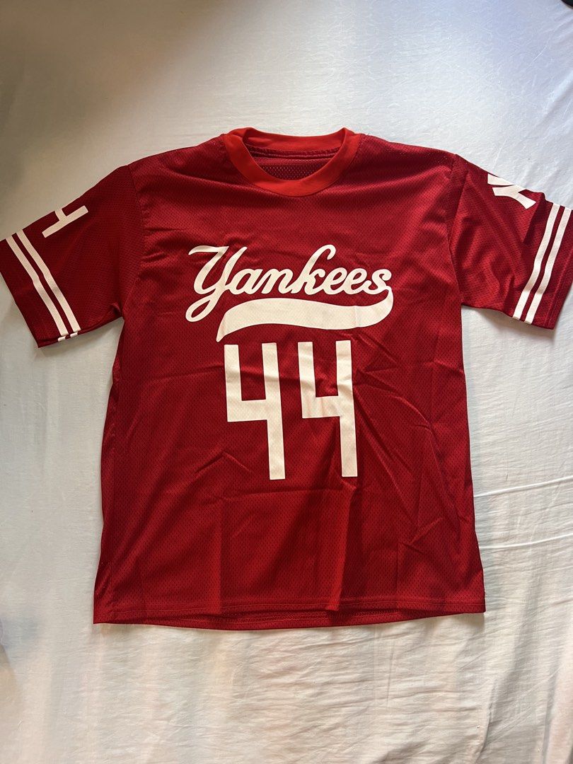 New York Yankees Red Jersey (Category: Activewear) located in Valenzuela. Submitted by RaeDeJesus7 (Listing ID 1450195203, Image 1). Description: medium to large never been worn but tag is no longer intact.