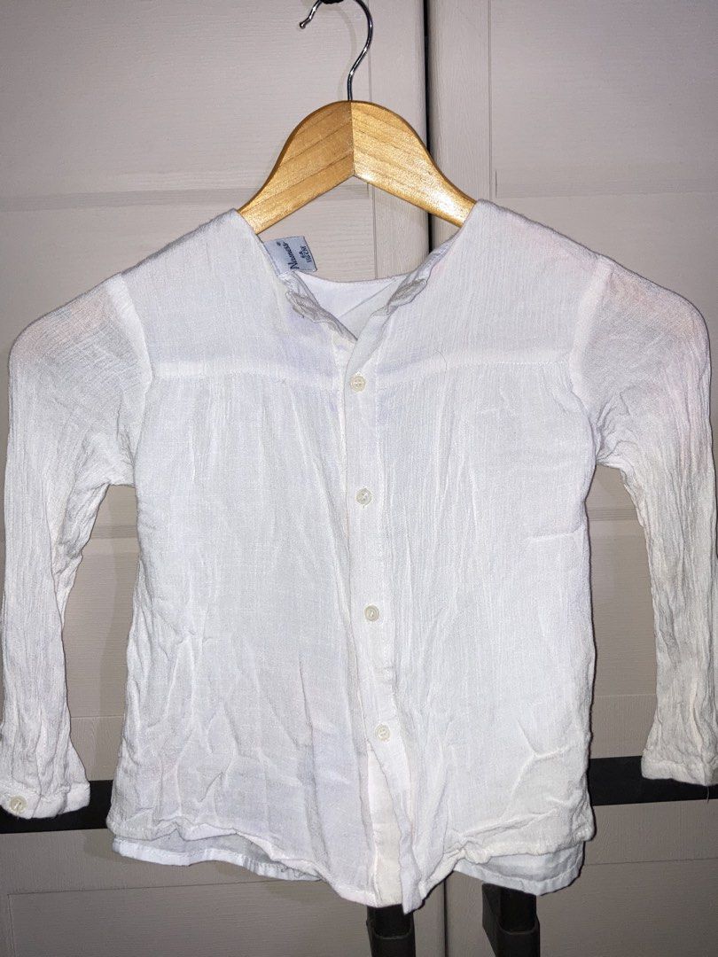 Newness kids linen top (Category: Babies & Kids Fashion) located in Manila. Submitted by declutteria_forest (Listing ID 1450275782, Image 1). Description: Need wash 6A / 116 CM.