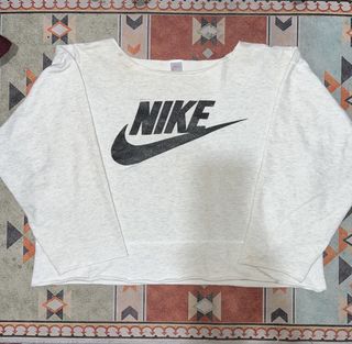 (Category: ) located in . Submitted by whyjii (Listing ID 1450275820, Image 1). Description: .