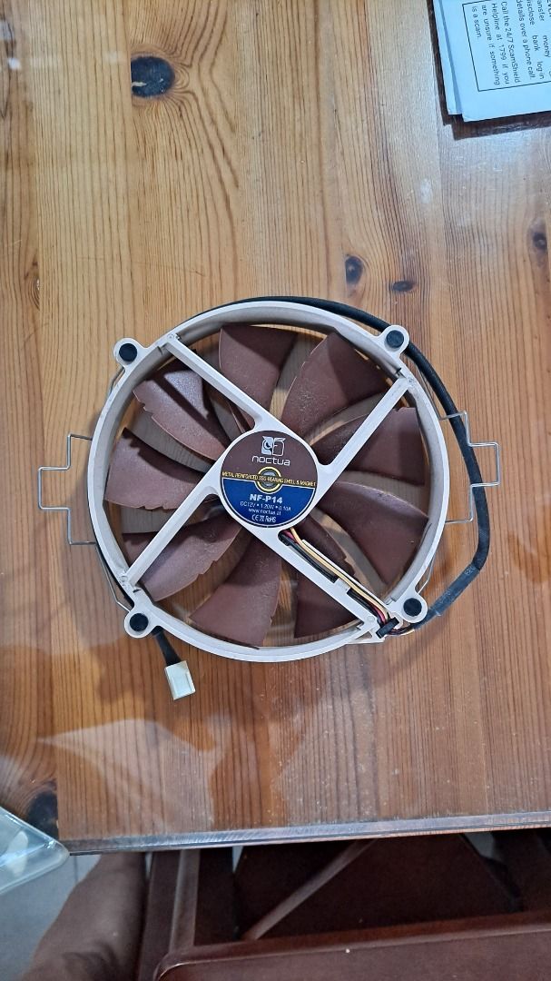 Noctua NF-P14 Fan