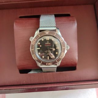 (Category: ) located in . Submitted by oddcloud_357285 (Listing ID 1450281290, Image 1). Description: .
