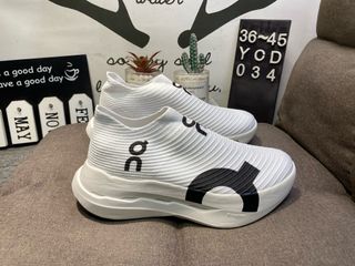 （分類：）位於 。 由 sneakerssssssssssss 提交（商品編號 1450238757，圖片 1）。簡介： 。
