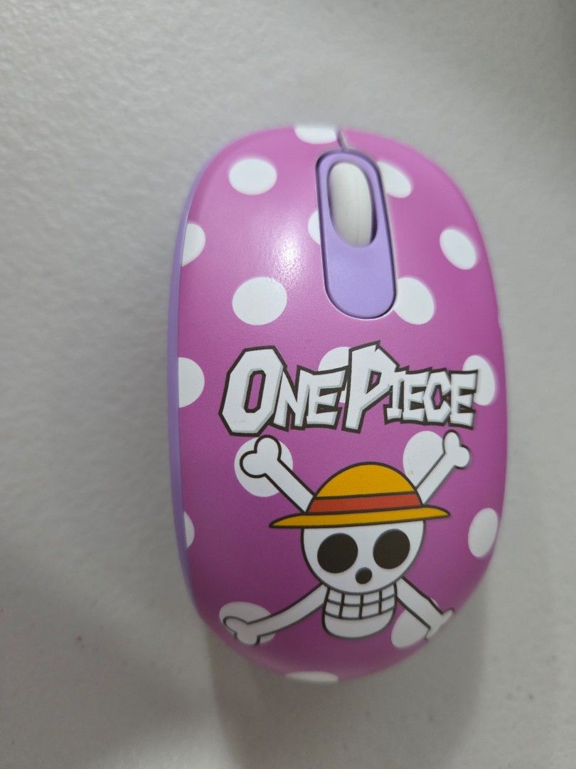 One Piece Akko 2.4G Smart 1 Wireless Gaming Mouse (Category: Mouse & Mousepads) located in Quezon City. Submitted by panchie32 (Listing ID 1450272338, Image 1). Description: Selling my Onepiece Akko Wireless Mouse. Originally bought for 995PHP at Datablitz. RFS: I already have 2 extra mouses and will be selling this 3rd extra one. This was rarely used. 📍 Location: Brgy. Kaligayahan, Novaliches, Quezon City ✅ Open for meet-ups ✅ Delivery via Lala