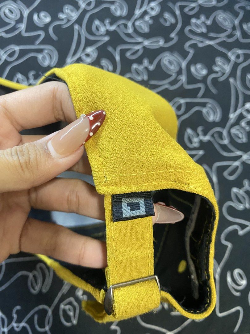 Original Penshoppe Yellow Varsity Baseball Cap (Category: Caps & Hats) located in Manila. Submitted by jelz_ph (Listing ID 1450307615, Image 3). Description: ✨🫱🏼‍🫲🏽💛 - regular fit - no flaws - used twice - well-maintained structured crown - secured adjustable fabric back strap with metal slide buckle - clean under-visor with original varsity sticker intact - check the pics for more deets .