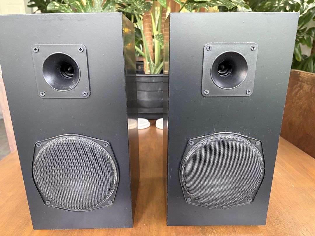 Pair of Black Bookshelf Speakers