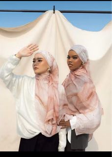 (Kategori: ) berada di . Dikirim oleh onefloows (ID iklan 1450271011, Gambar 1). Deskripsi: .