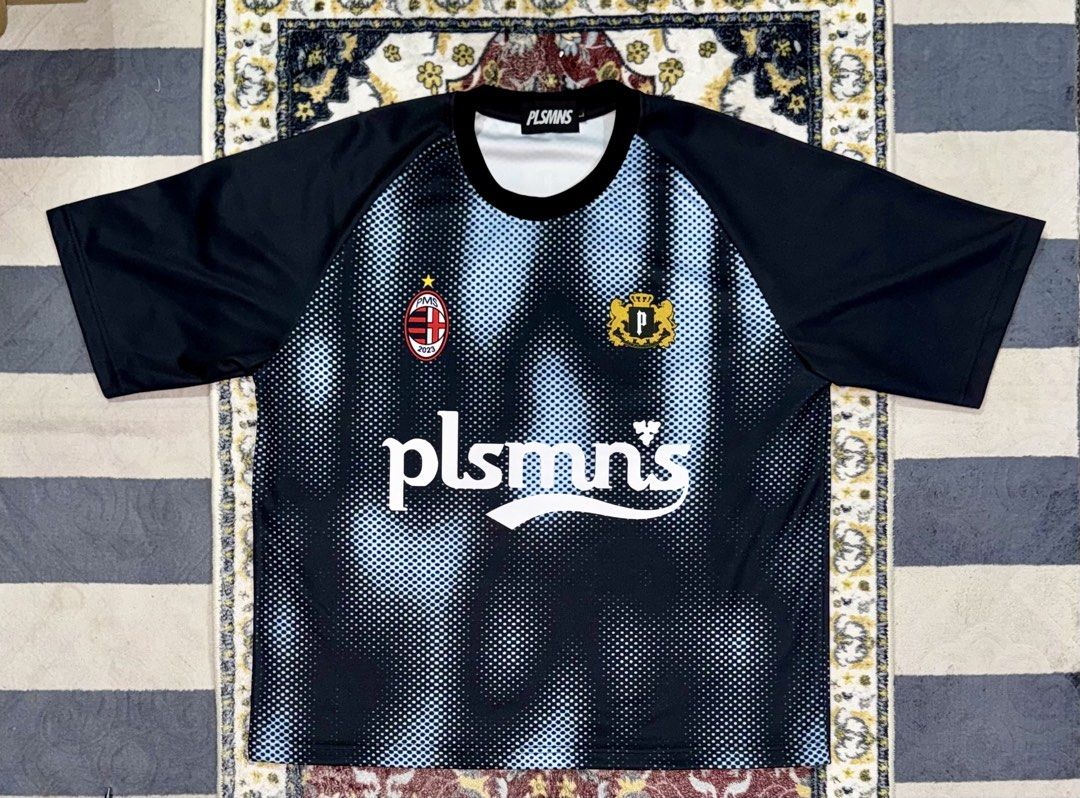 Plusminus Eclipse Jersey (Category: Activewear) located in Kuala Lumpur. Submitted by jujujus (Listing ID 1450306578, Image 2). Description: WTS‼️‼️‼️ Plusminus Jersey (local brand) (brand local) -harga mur ii tak cecah retail pun😮‍💨 -Jersey one in milion siyess sape yang ade ni rareee gile gile do sumpa🫡🙏🏻🔥🔥 -Jersey like Ac Milan X Heneiken (beer) 🔴⚪️⚫️🍾🍺🍻 📍Tag size L✅ (mesra sapa yg pkai M,L,XL)✋🏻 📍Condition 9/10✅ 📍Baju di jaga d