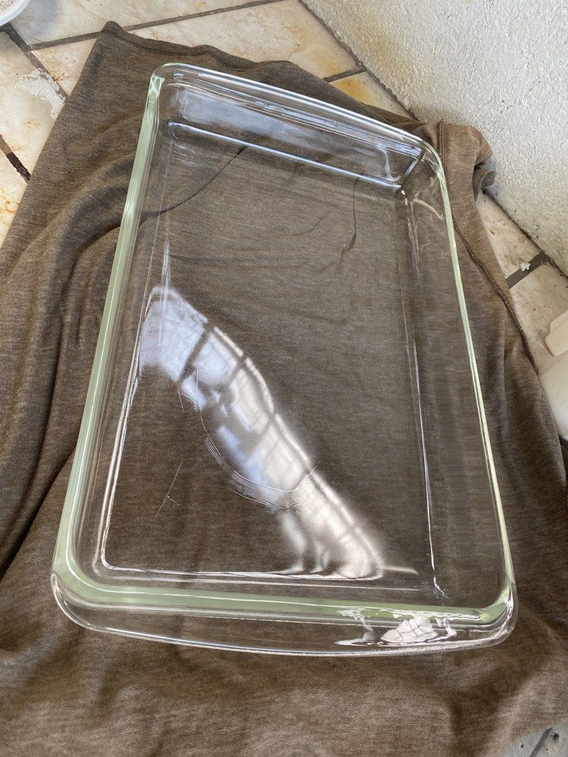 PYREX rectangular (Category: Bakeware) located in Cainta. Submitted by angsalvia999 (Listing ID 1450175223, Image 1). Description: .