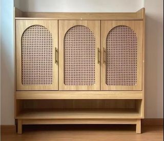 (Category: ) located in . Submitted by furnishstudio (Listing ID 1450140986, Image 1). Description: .