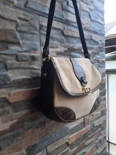 (Kategori: ) berada di . Dikirim oleh rumahdaun (ID iklan 1450281802, Gambar 1). Deskripsi: .