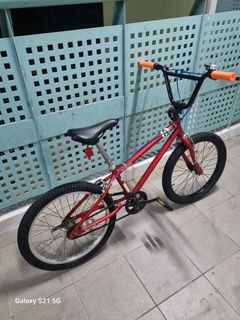 (Category: ) located in . Submitted by ocgarage (Listing ID 1450283925, Image 1). Description: .