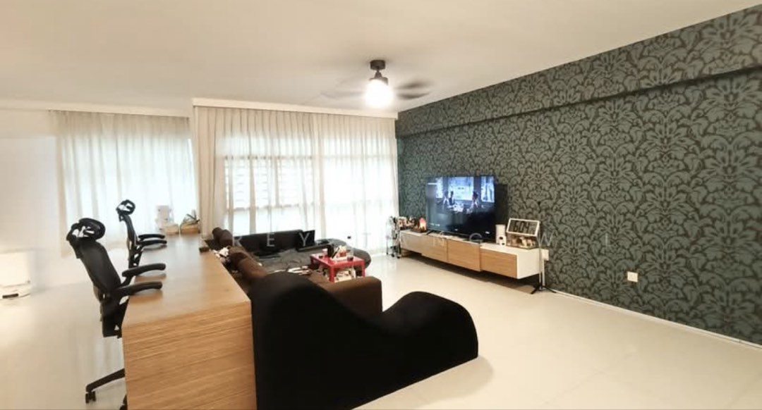 (Category: ) located in . Submitted by ange1yn (Listing ID 1450186461, Image 1). Description: .