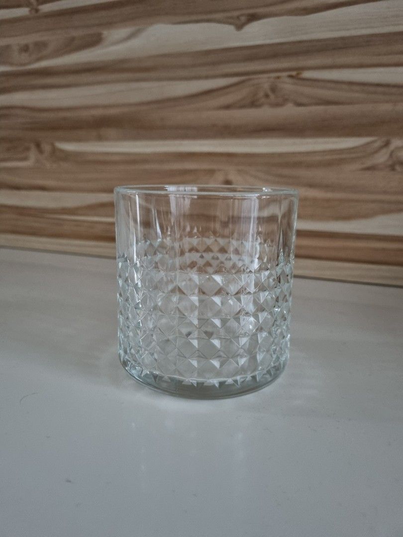 Set of 4 Geometric Patterned Glasses511675392045895682