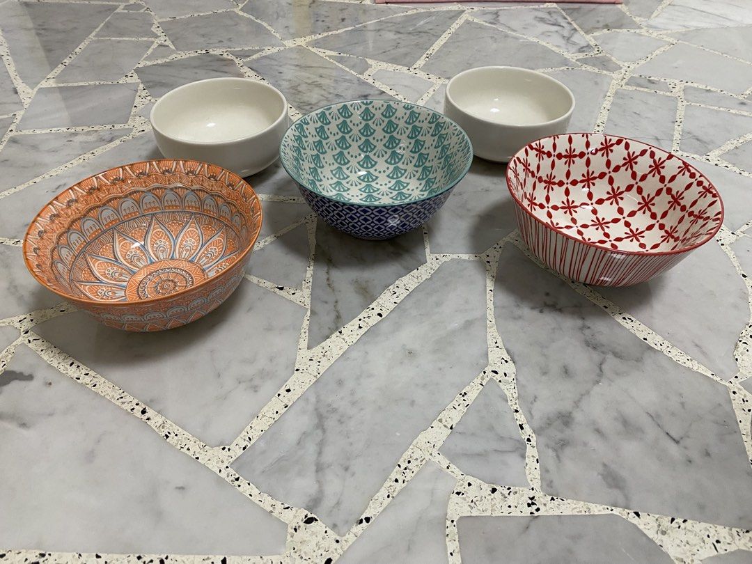 Set of 5 Ceramic Bowls - Patterned and Plain