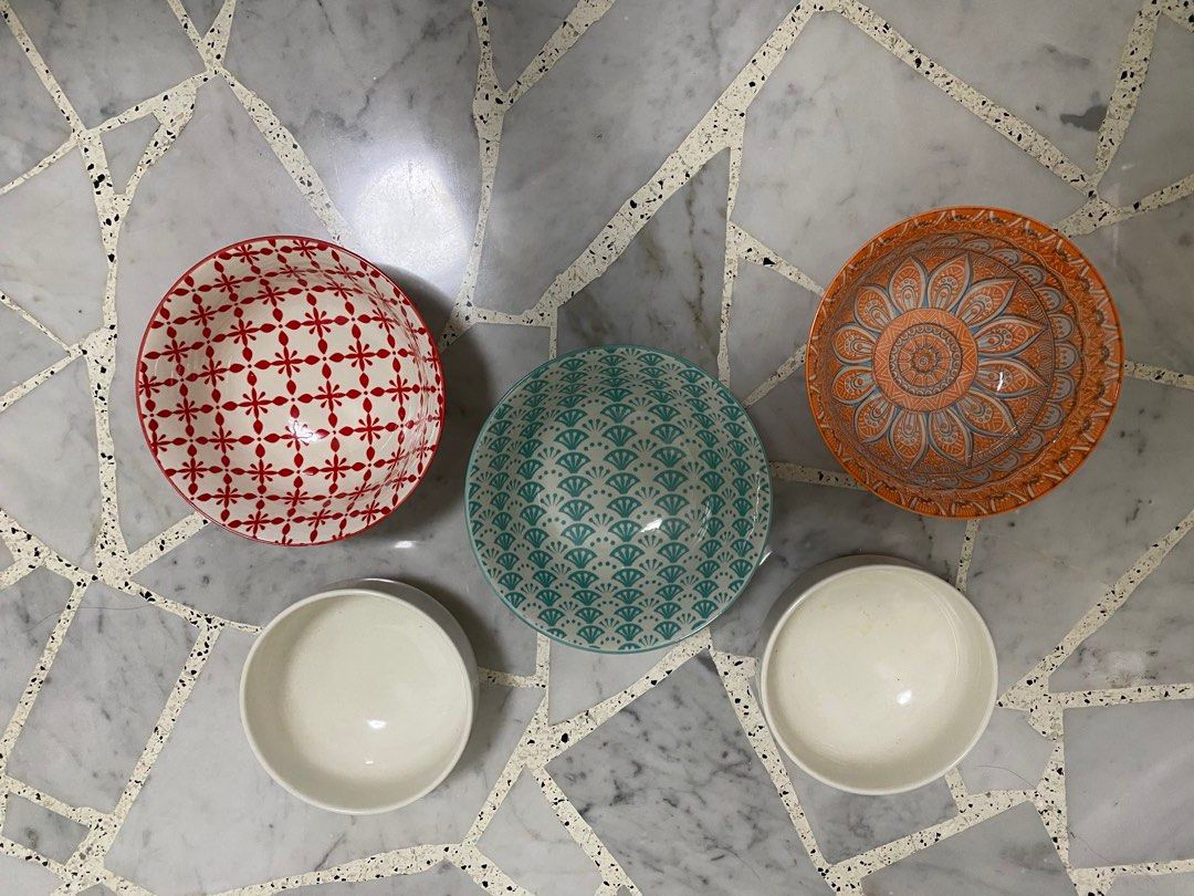 Set of 5 Ceramic Bowls - Patterned and Plain511664990371205121