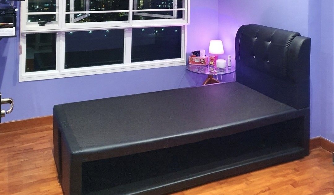 Single Bedframe (Category: Bed Frames & Mattresses) located in Singapore. Submitted by y.s_collection (Listing ID 1450180165, Image 2). Description: Moving out Clearance Single Bedframe Self Collect, do arrange your manpower & transportation. Interested do pm.