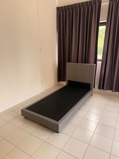 (Category: ) located in . Submitted by panda_furnitur3 (Listing ID 1450161768, Image 1). Description: .