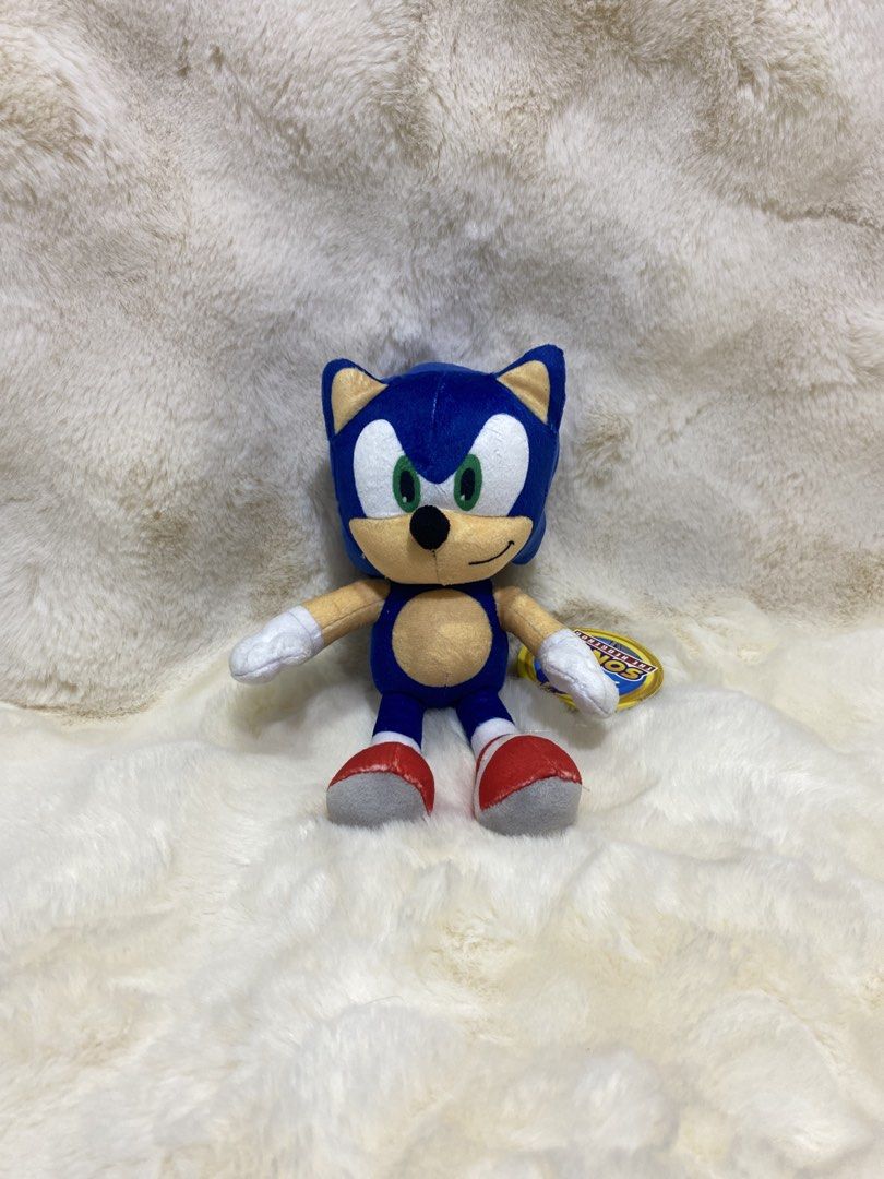 Sonic the Hedgehog Plush Toy SEGA (Category: Plushies & Soft Toys) located in Kalibo. Submitted by ollie_stuffshop (Listing ID 1450278475, Image 1). Description: 20cm x 13cm Before you send your inquiries: ❗️Last Price is already posted ❗️Manage your expectations, WYSIWYG ❗️May need washing ❗️Shipping day is every Sunday - Cute Sonic the Hedgehog plush toy - Soft and cuddly material - Includes original tags - Perfect for Sonic fans and collectors