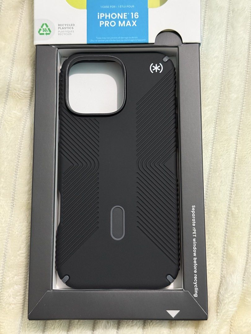 Speck Presidio2 Grip Magsafe + ClickLock for iPhone 16 Pro Max (Category: Cases & Sleeves) located in Rizal. Submitted by dreannacon (Listing ID 1450227035, Image 2). Description: - Original Speck Case - RFS: Extra Case MOP: GCash/ MariBank/ Maya.