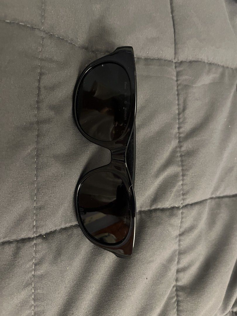 SUNNIES STUDIOS - Beau Sunglasses (Category: Sunglasses & Eyewear) located in Cavite. Submitted by Djbstuff (Listing ID 1450255563, Image 1). Description: - Model: Midnight - Color: Black - Style: Classic - Perfect for: Everyday wear.